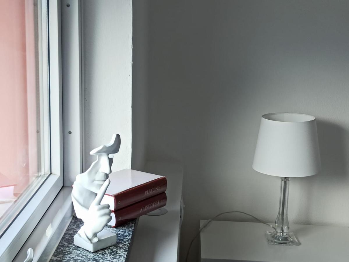 La Via Del Sale Appartement Domodossola Buitenkant foto