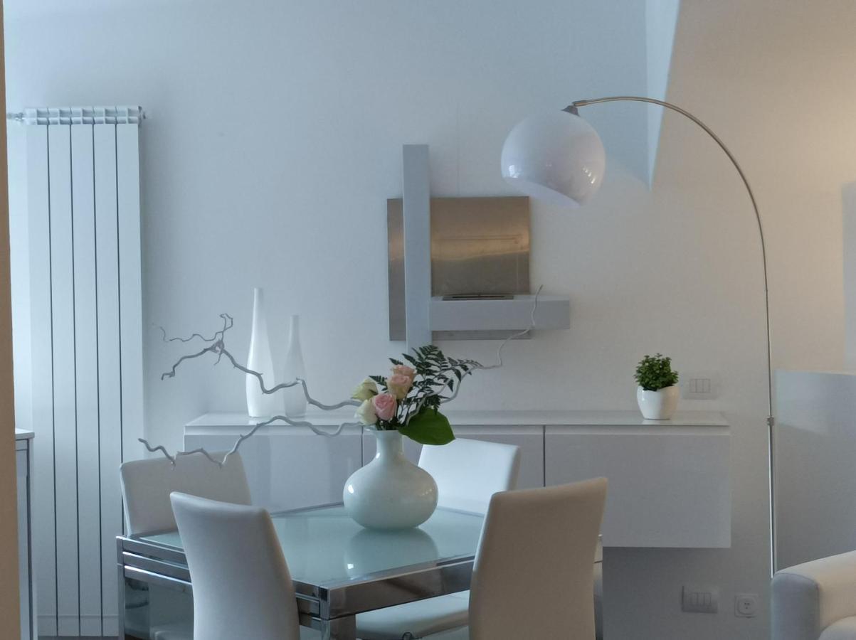 La Via Del Sale Appartement Domodossola Buitenkant foto
